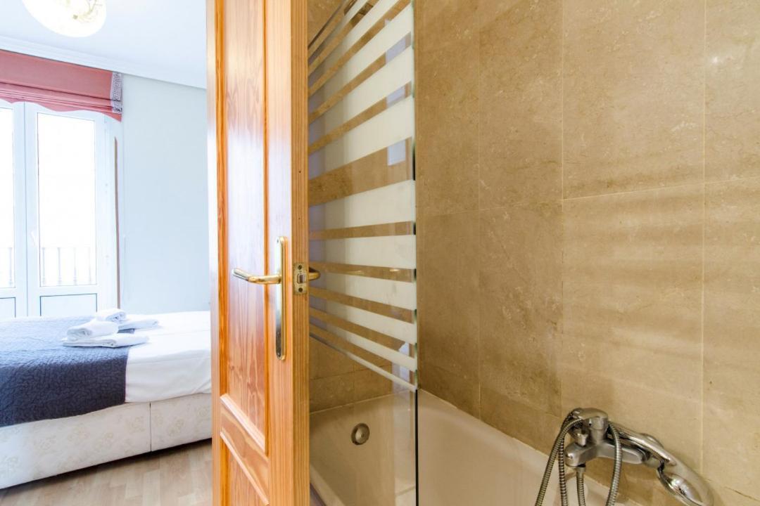 1 Bedroom 1 Bathroom Furnished - Chueca - Bright In Downtown Area - Mintystay Madrid Exteriör bild